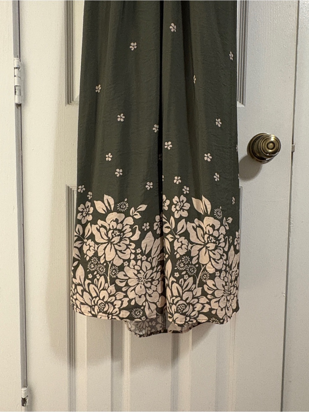 Abercrombie & Fitch Green Maxi Dress - Picture 2 of 4